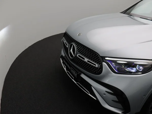 Mercedes-Benz GLC (2026) — foto 28 van 36