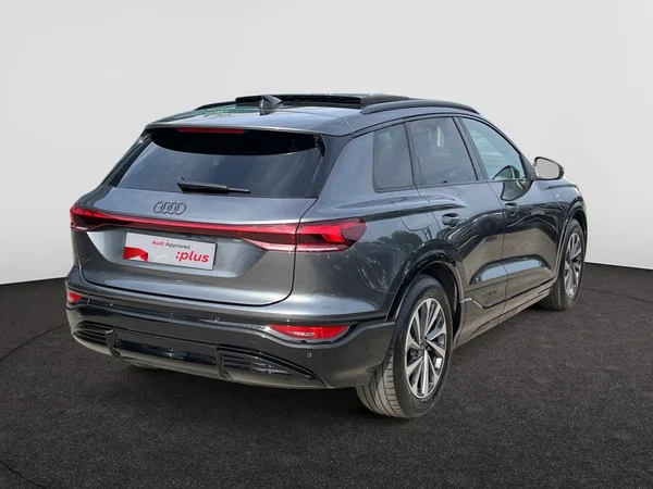 AUDI Q6 e-tron (2025) — foto 12 van 22
