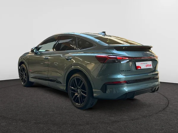 AUDI Q4 Sportback e-tron (2026) — foto 18 van 24