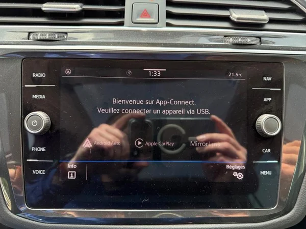VOLKSWAGEN Tiguan (2021) — foto 10 van 29