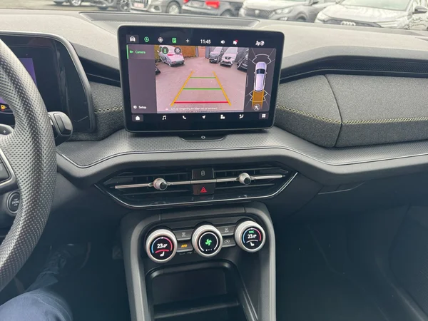 SKODA Kodiaq (2025) — foto 3 van 24