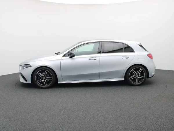 Mercedes-Benz A-Klasse (2024) — foto 25 van 30