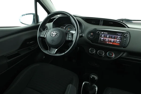 Toyota Yaris (2017) — foto 4 van 16