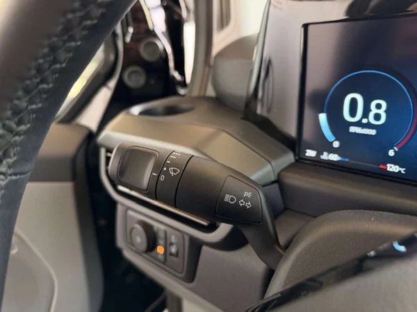 Ford Transit Custom — foto 8 van 19