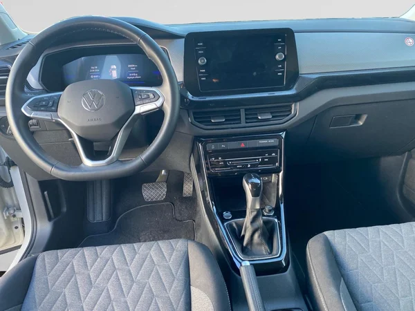 VOLKSWAGEN T-Cross (2025) — foto 13 van 19
