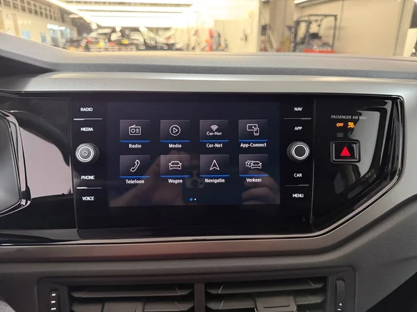 Volkswagen Polo (2018) — foto 13 van 28