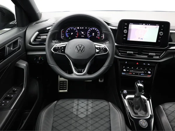 VOLKSWAGEN T-Roc (2023) — foto 5 van 23