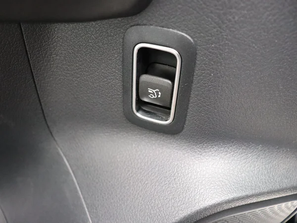 Mercedes-Benz EQA (2023) — foto 25 van 25