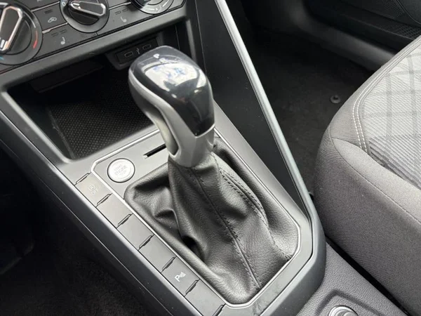 VOLKSWAGEN Taigo (2022) — foto 18 van 28