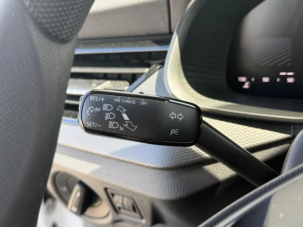 SKODA Kamiq (2024) — foto 4 van 18