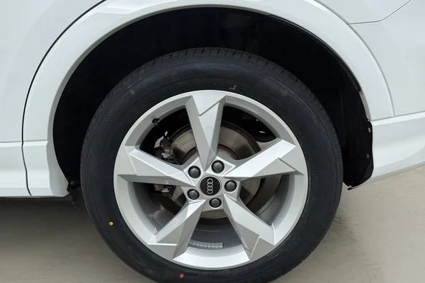Audi Q3 Sportback (2022) — foto 18 van 21
