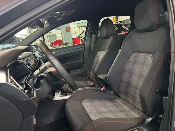 Volkswagen Polo GTI (2025) — foto 17 van 20