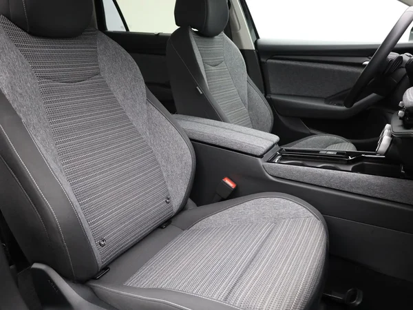 SKODA Superb SW (2024) — foto 18 van 23