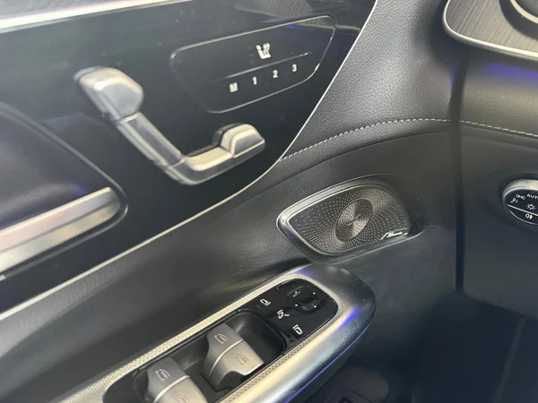 Mercedes-Benz EQE (2025) — foto 5 van 24