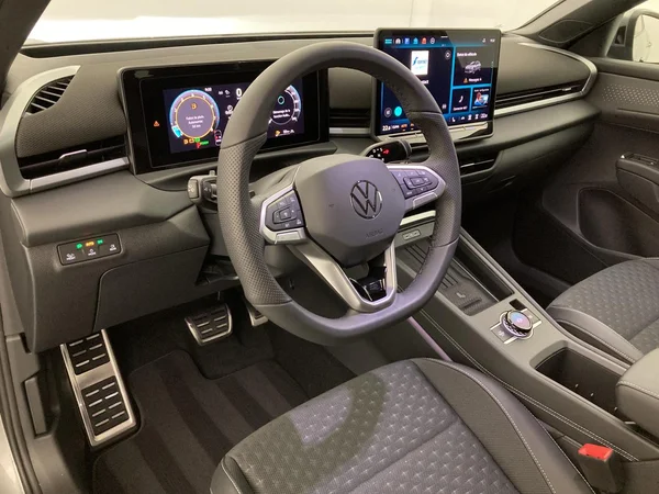 VOLKSWAGEN T-Roc (2026) — foto 33 van 36