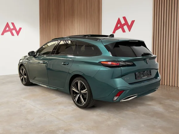 Peugeot 308 (2022) — foto 28 van 29