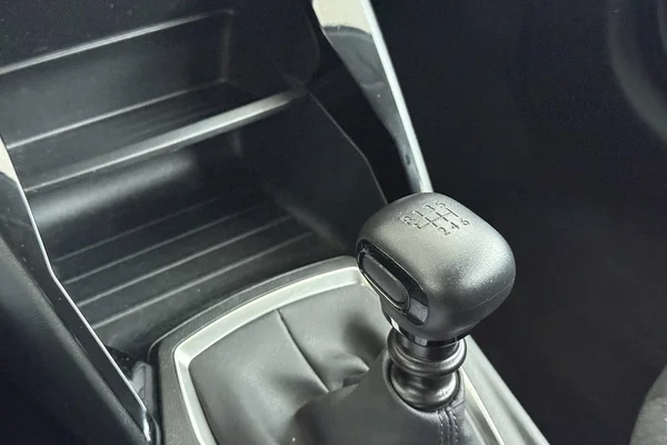 Peugeot 208 (2023) — foto 8 van 28