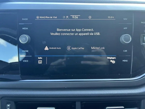 VOLKSWAGEN Taigo (2022) — foto 15 van 32