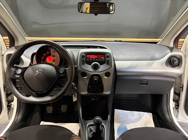 Citroen C1 (2015) — foto 18 van 19