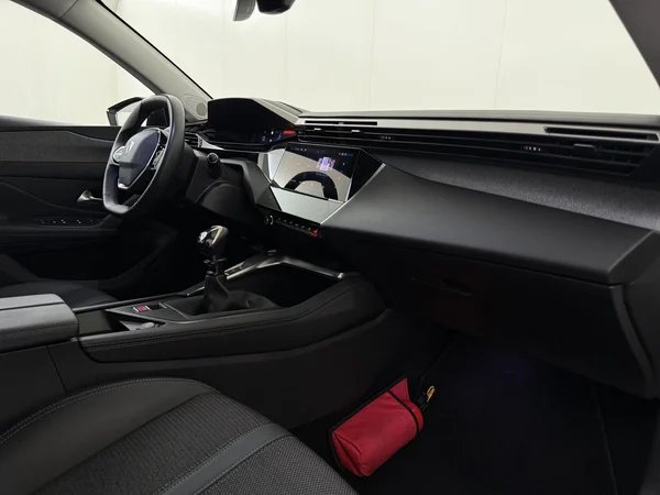 PEUGEOT 308 (2022) — foto 3 van 28