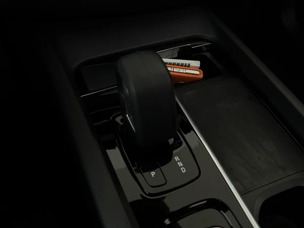 VOLVO XC60 (2022) — foto 4 van 30