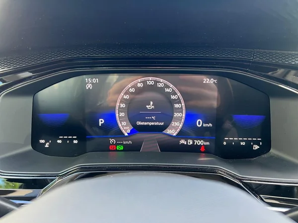 VOLKSWAGEN Polo (2024) — foto 6 van 24