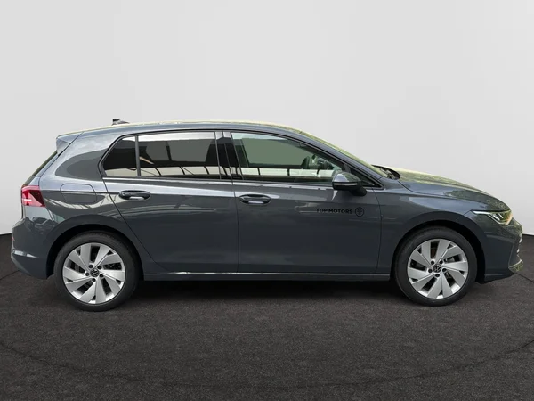 VOLKSWAGEN Golf VIII (2025) — foto 12 van 16
