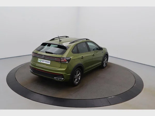VOLKSWAGEN Taigo (2024) — foto 12 van 26