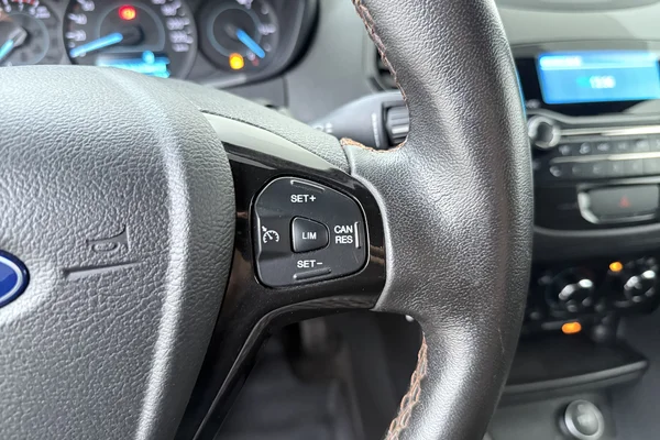 Ford Ka+ Active (2019) — foto 5 van 18