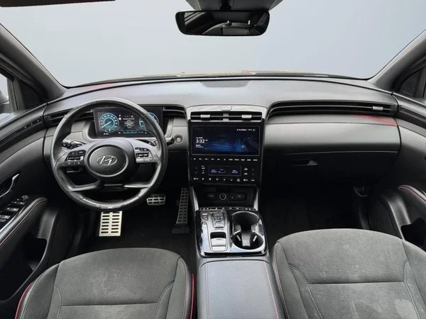 HYUNDAI Tucson (2021) — foto 9 van 31