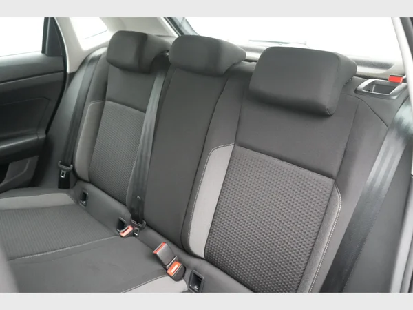 VOLKSWAGEN Polo (2023) — foto 11 van 24