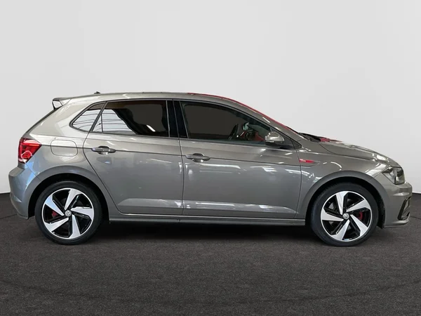 VOLKSWAGEN Polo GTI (2020) — foto 21 van 24