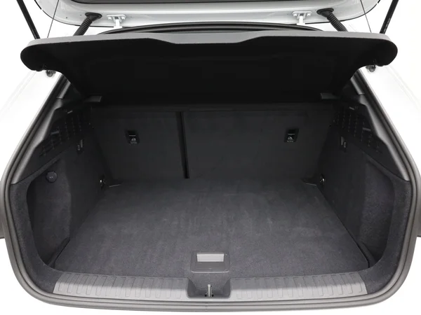 AUDI A3 Sportback (2024) — foto 2 van 19