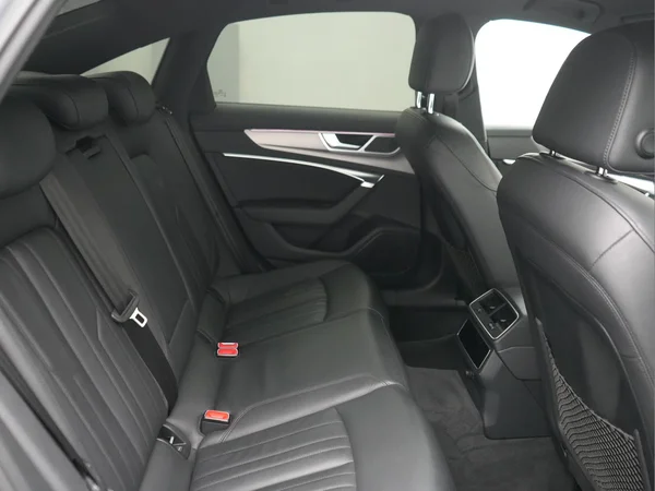 AUDI A6 PHEV (2021) — foto 9 van 31