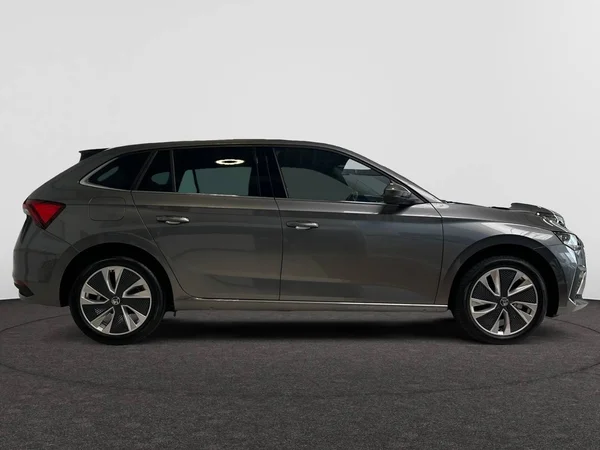 SKODA Scala (2024) — foto 16 van 19