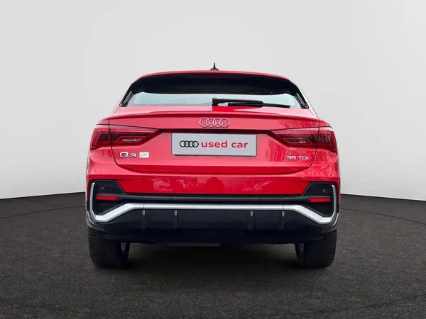 AUDI Q3 Sportback (2021) — foto 7 van 13