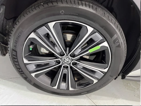 Toyota BZ4X (2024) — foto 30 van 63