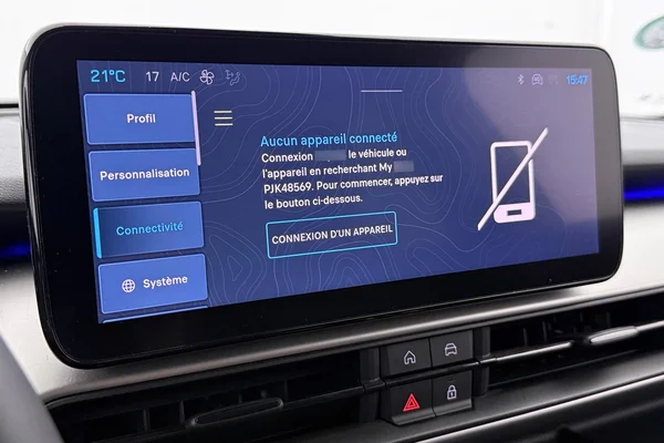 Jeep E-Avenger (2023) — foto 27 van 44