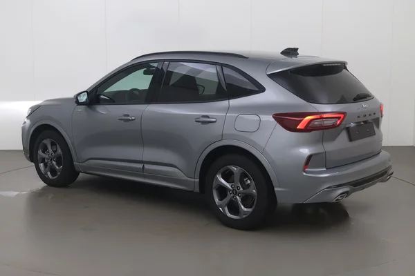 Ford Kuga FHEV (2025) — foto 18 van 24