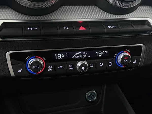 AUDI Q2 (2025) — foto 9 van 19