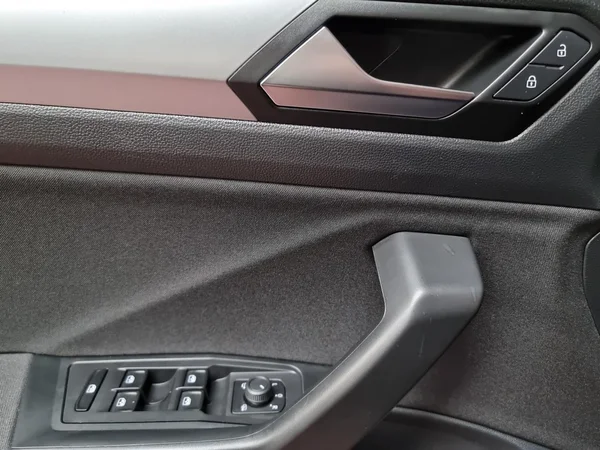 VOLKSWAGEN T-Roc (2022) — foto 8 van 23