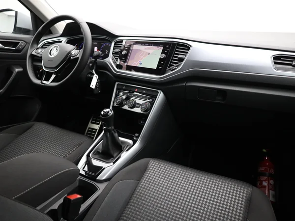 VOLKSWAGEN T-Roc (2022) — foto 14 van 20