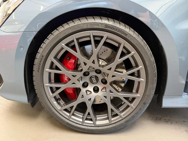 AUDI RS3 Sportback (2025) — foto 16 van 24