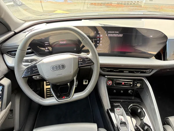 AUDI Q5 Sportback (2025) — foto 4 van 18