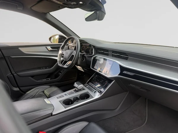 AUDI A6 Avant PHEV (2021) — foto 16 van 19