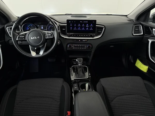 KIA Cee'd (2022) — foto 30 van 30