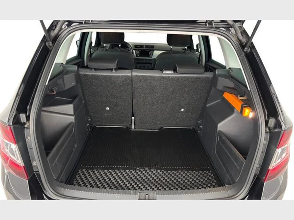Skoda FABIA (2019) — foto 7 van 15