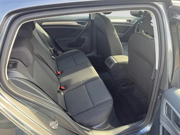 VOLKSWAGEN Golf VII (2017) — foto 3 van 18