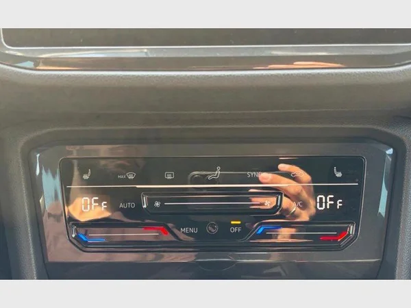 Volkswagen Tiguan (2022) — foto 18 van 29