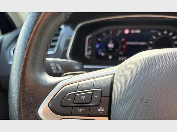 Volkswagen Tiguan (2022) — foto 10 van 29